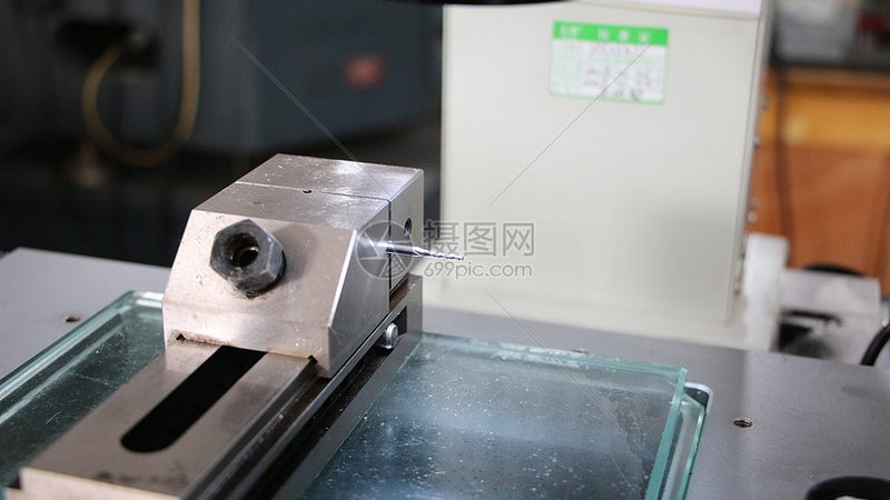 上海数控磨床维修保养流程详解
